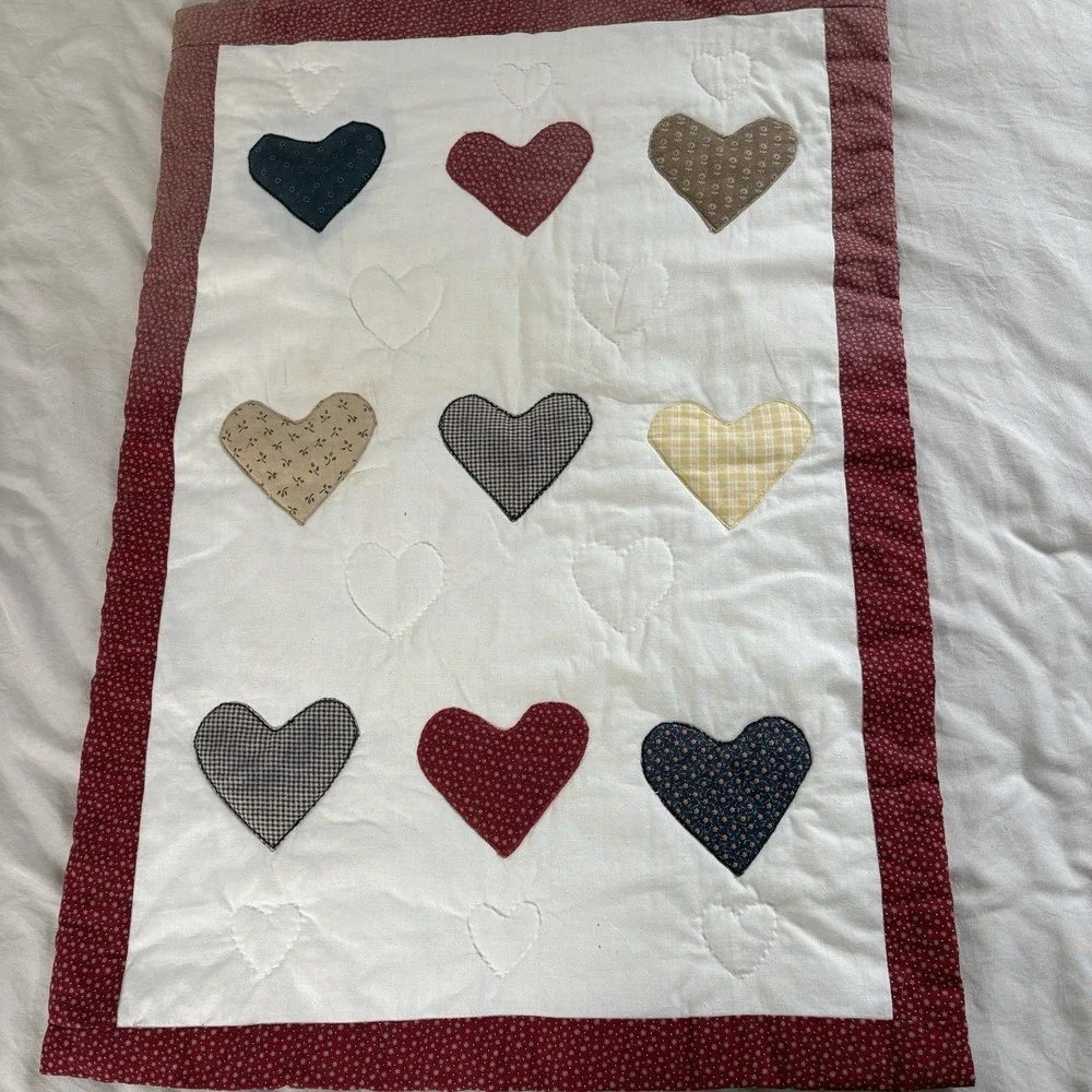 Handmade Quilted Appliqued Quilt Wall Hanging Hearts 1980s 90s Country Primitive